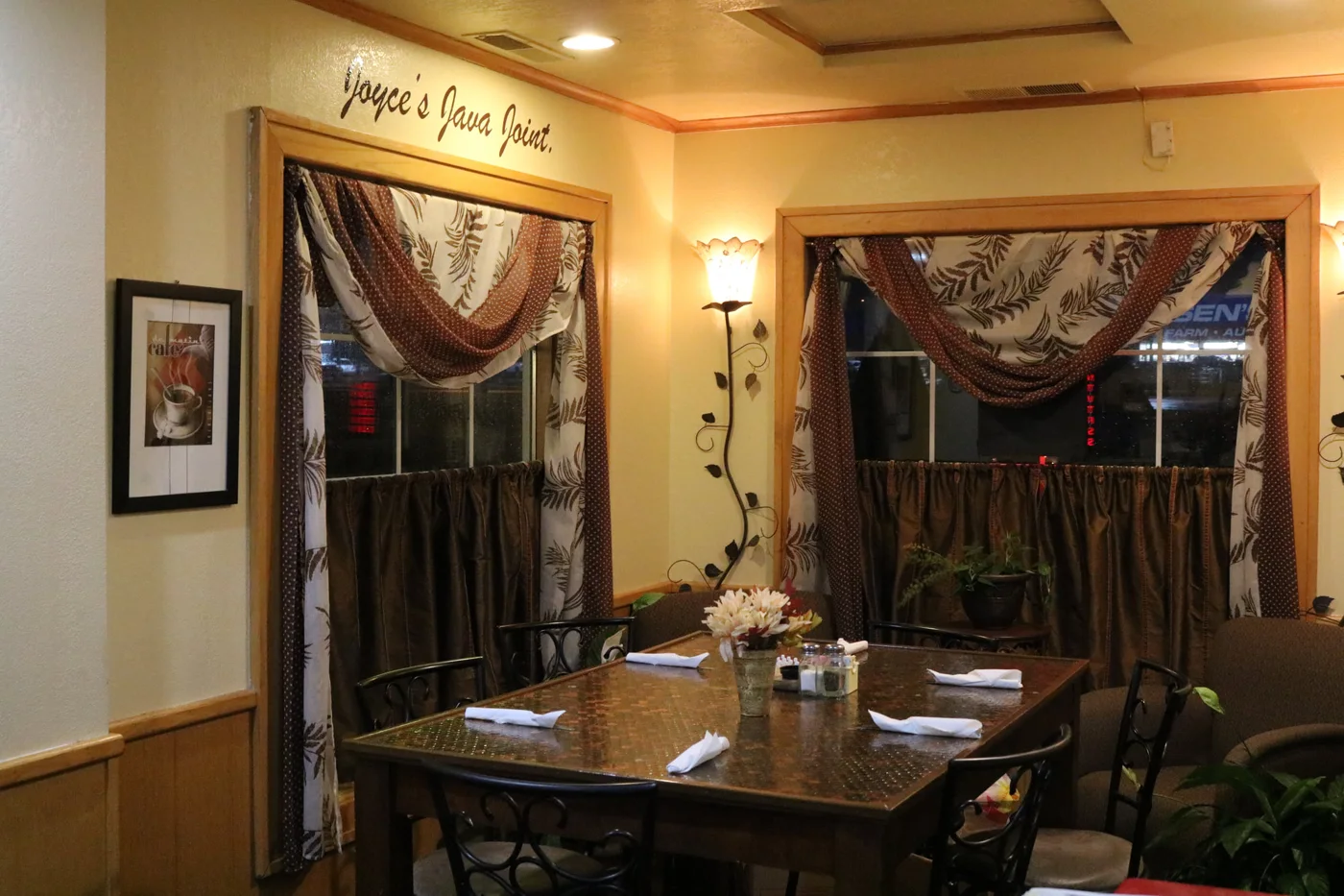 16th Avenue Grill, business photo 2